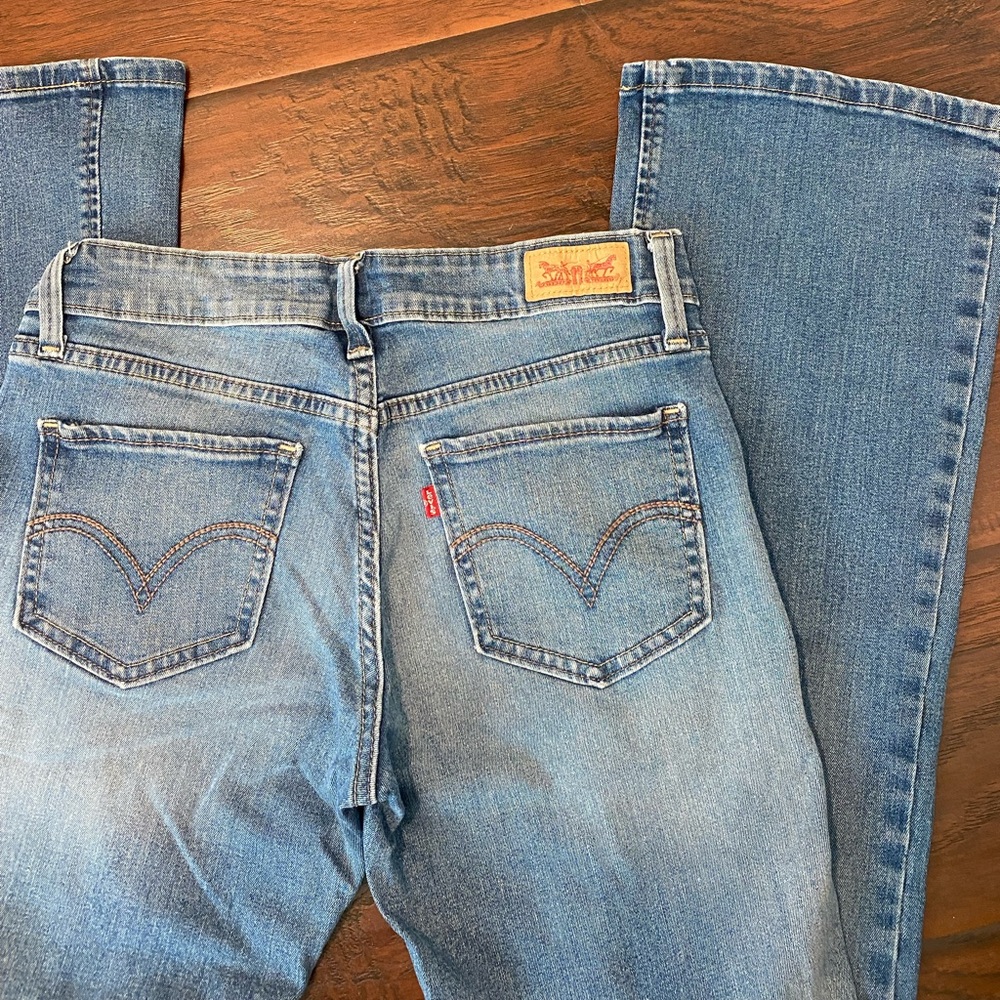 levi’s 518 low rise bootcut jeans